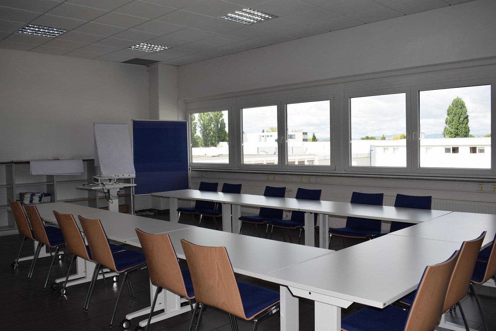 Pronájem nebytového prostoru 8.773 m², Frankenthal (Pfalz), Porýní-Falc Pronájem nebytového prostoru 8.773 m², Frankenthal (Pfalz), Porýní-Falc