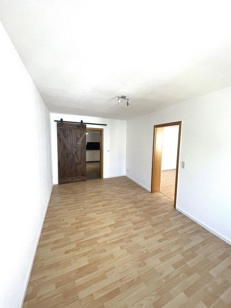 Pronájem bytu 4+1 90 m², Kirchstraße 3, Schwelm, Severní Porýní-Vestfálsko Pronájem bytu 4+1 90 m², Kirchstraße 3, Schwelm, Severní Porýní-Vestfálsko