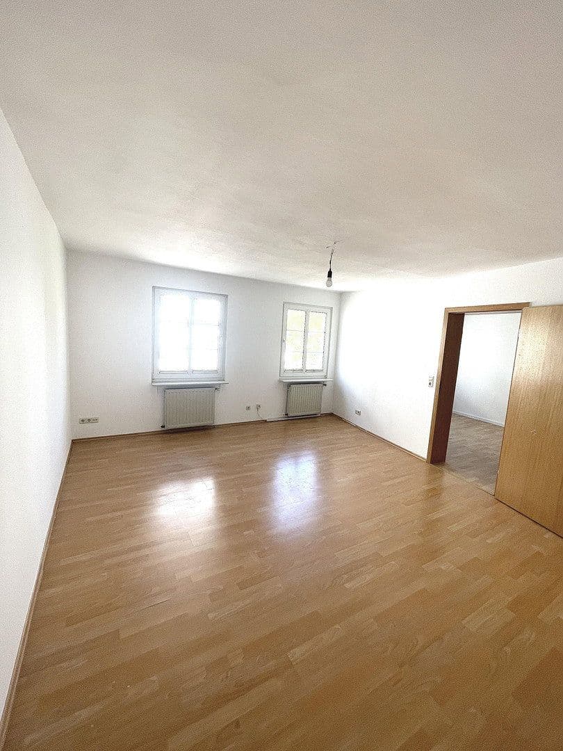 Pronájem bytu 4+1 90 m², Kirchstraße 3, Schwelm, Severní Porýní-Vestfálsko Pronájem bytu 4+1 90 m², Kirchstraße 3, Schwelm, Severní Porýní-Vestfálsko