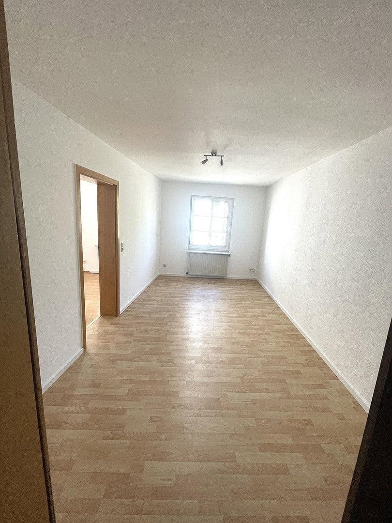 Pronájem bytu 4+1 90 m², Kirchstraße 3, Schwelm, Severní Porýní-Vestfálsko Pronájem bytu 4+1 90 m², Kirchstraße 3, Schwelm, Severní Porýní-Vestfálsko