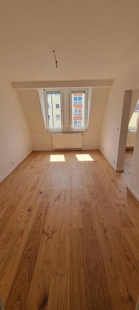 Pronájem bytu 2+1 42 m², Schillerstraße 4, Nürnberg, Bavorsko Pronájem bytu 2+1 42 m², Schillerstraße 4, Nürnberg, Bavorsko