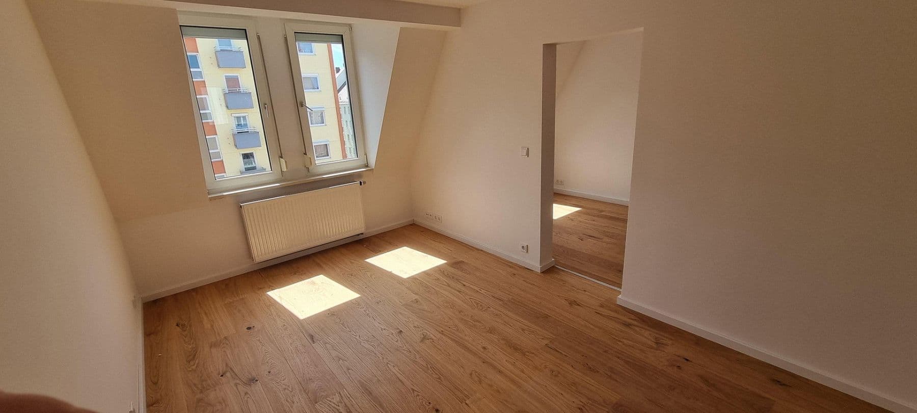 Pronájem bytu 2+1 42 m², Schillerstraße 4, Nürnberg, Bavorsko Pronájem bytu 2+1 42 m², Schillerstraße 4, Nürnberg, Bavorsko
