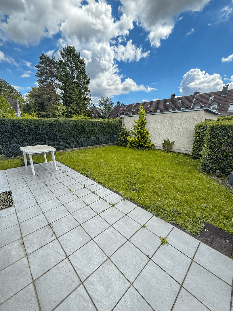 Pronájem bytu 2+1 72 m², Mülhausener Str. 23, Leverkusen, Severní Porýní-Vestfálsko Pronájem bytu 2+1 72 m², Mülhausener Str. 23, Leverkusen, Severní Porýní-Vestfálsko