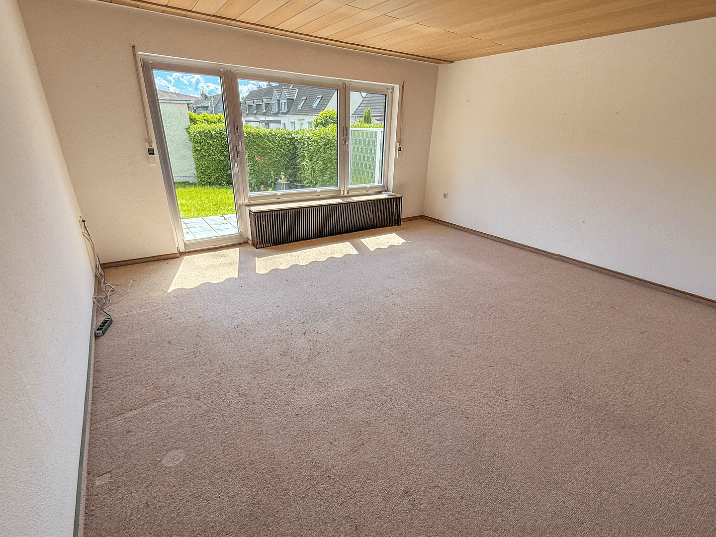 Pronájem bytu 2+1 72 m², Mülhausener Str. 23, Leverkusen, Severní Porýní-Vestfálsko Pronájem bytu 2+1 72 m², Mülhausener Str. 23, Leverkusen, Severní Porýní-Vestfálsko
