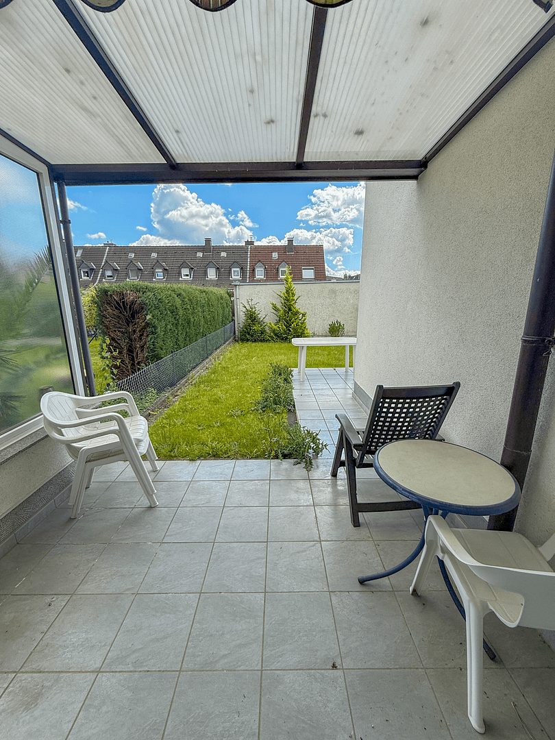 Pronájem bytu 2+1 72 m², Mülhausener Str. 23, Leverkusen, Severní Porýní-Vestfálsko Pronájem bytu 2+1 72 m², Mülhausener Str. 23, Leverkusen, Severní Porýní-Vestfálsko