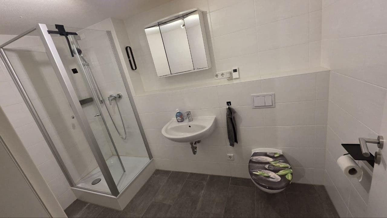 Prodej domu 137 m², pozemek 248 m², Adelsdorf, Bavorsko Prodej domu 137 m², pozemek 248 m², Adelsdorf, Bavorsko