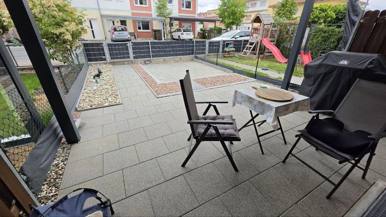 Prodej domu 137 m², pozemek 248 m², Adelsdorf, Bavorsko Prodej domu 137 m², pozemek 248 m², Adelsdorf, Bavorsko