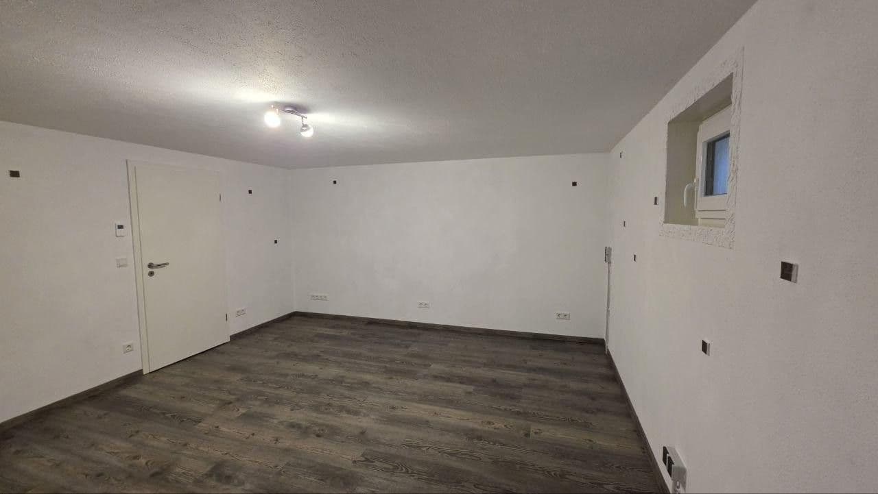 Prodej domu 137 m², pozemek 248 m², Adelsdorf, Bavorsko Prodej domu 137 m², pozemek 248 m², Adelsdorf, Bavorsko