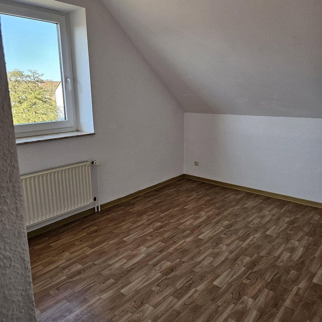 Pronájem bytu 3+1 80 m², Holzstrasse 17a, Burg, Sasko-Anhaltsko Pronájem bytu 3+1 80 m², Holzstrasse 17a, Burg, Sasko-Anhaltsko