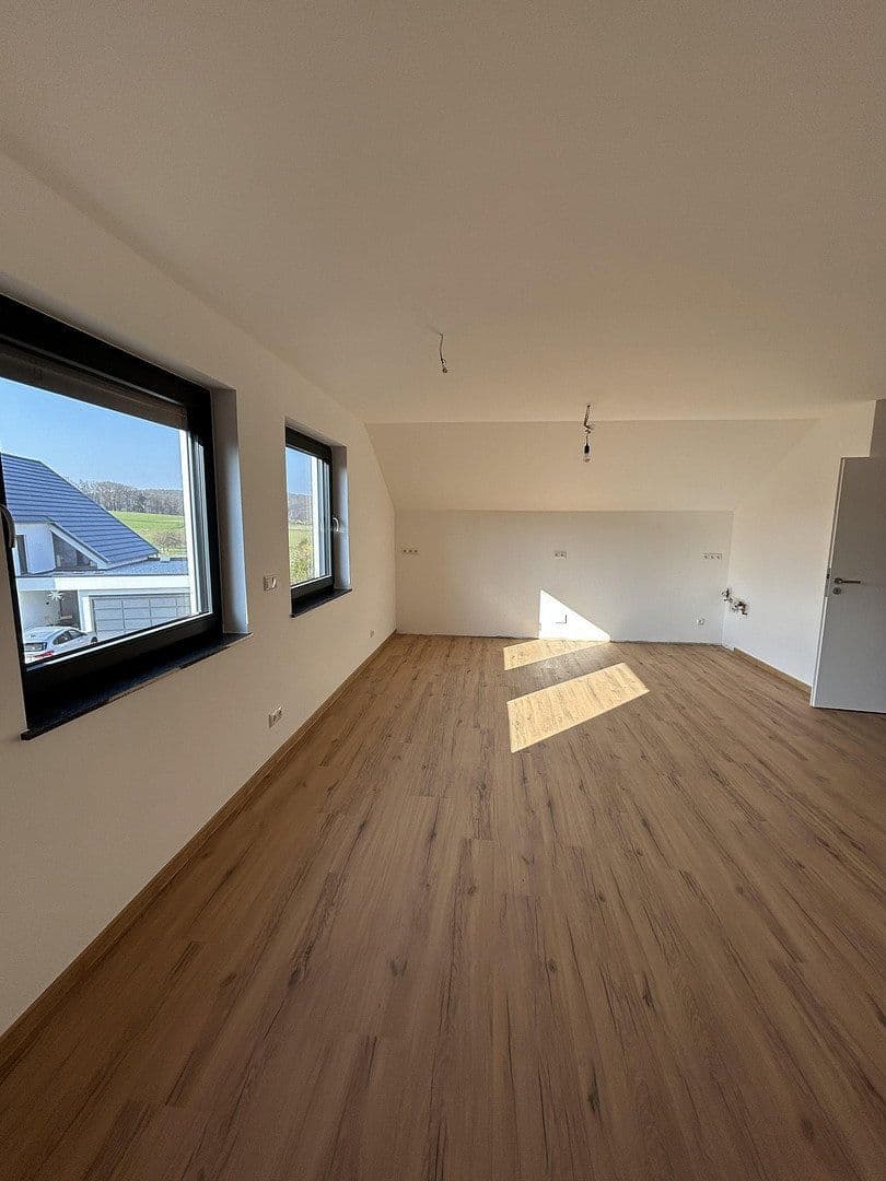 Pronájem bytu 3+kk 82 m², Wettenberg, Hessen Pronájem bytu 3+kk 82 m², Wettenberg, Hessen