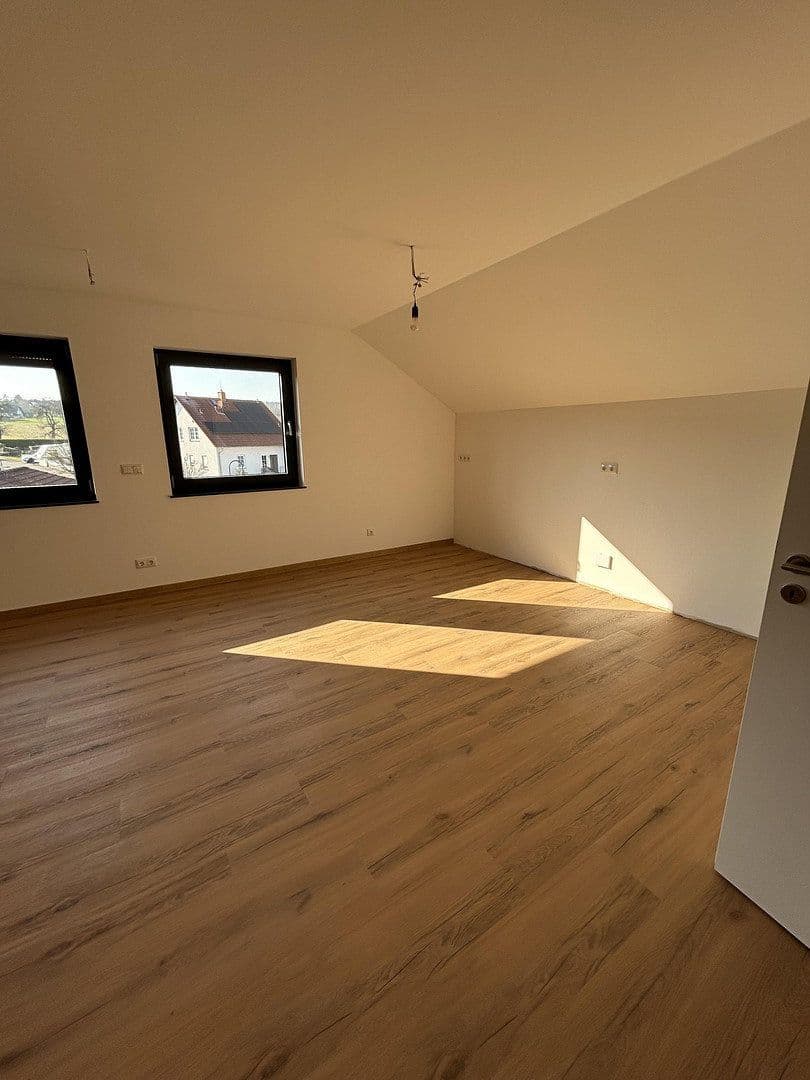 Pronájem bytu 3+kk 82 m², Wettenberg, Hessen Pronájem bytu 3+kk 82 m², Wettenberg, Hessen