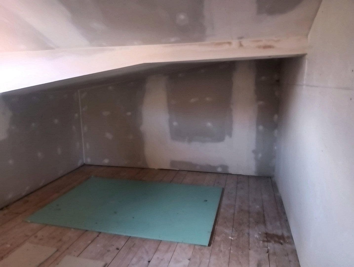 Prodej domu 144 m², pozemek 8.028 m², Regen, Bavorsko Prodej domu 144 m², pozemek 8.028 m², Regen, Bavorsko