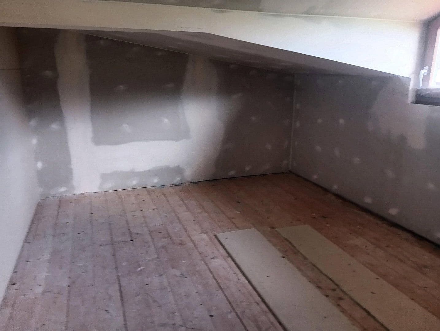 Prodej domu 144 m², pozemek 8.028 m², Regen, Bavorsko Prodej domu 144 m², pozemek 8.028 m², Regen, Bavorsko