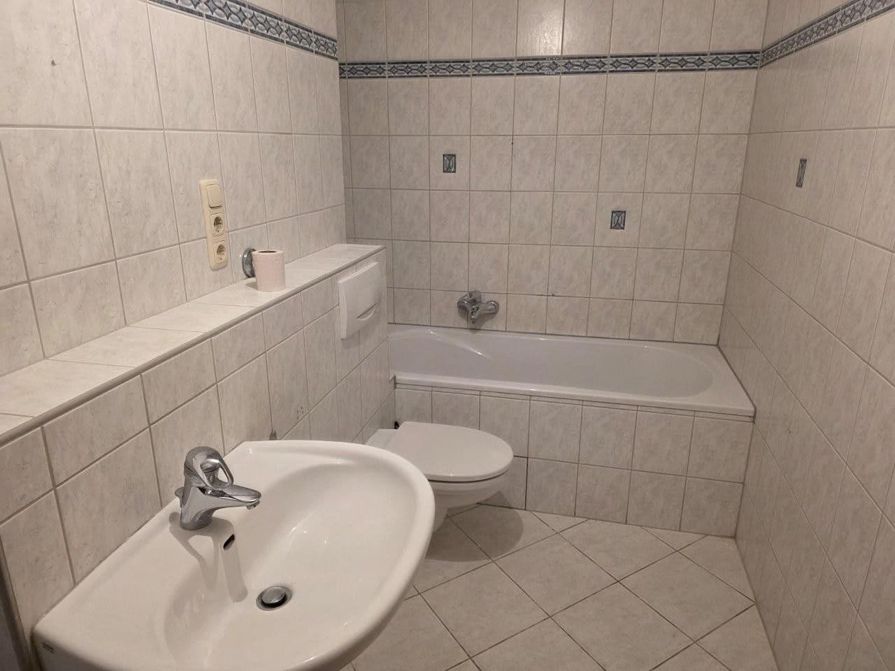 Prodej bytu 2+1 63 m², Königsberger Straße 16, Winsen (Luhe), Dolní Sasko Prodej bytu 2+1 63 m², Königsberger Straße 16, Winsen (Luhe), Dolní Sasko