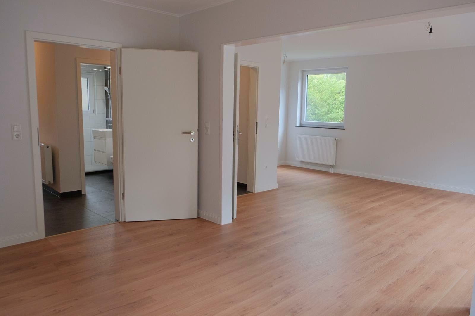 Prodej domu 110 m², pozemek 532 m², Bremen, Bremen Prodej domu 110 m², pozemek 532 m², Bremen, Bremen