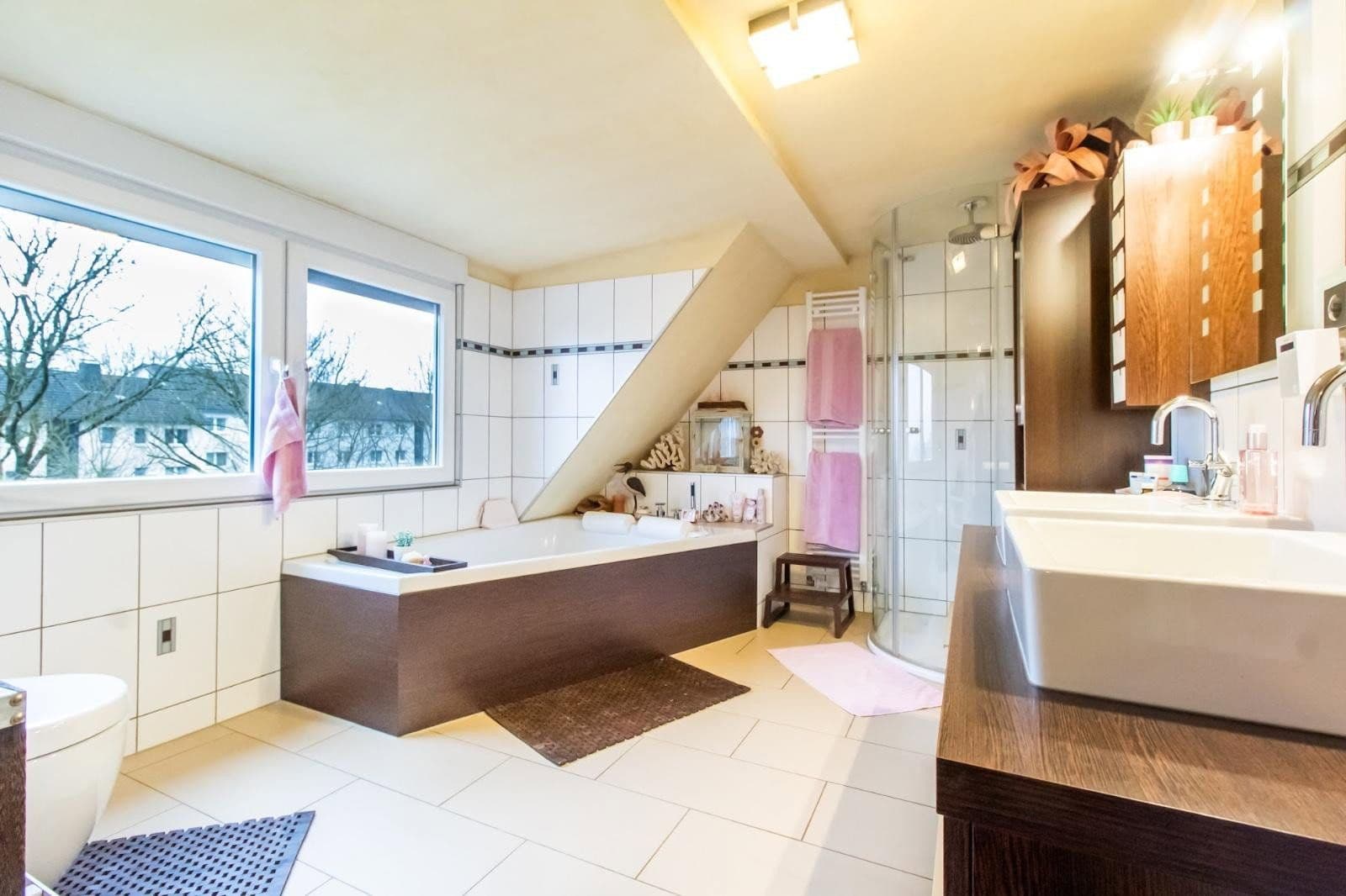 Pronájem bytu 5+1 150 m², Brunnenstr. 3, Hagen, Severní Porýní-Vestfálsko Pronájem bytu 5+1 150 m², Brunnenstr. 3, Hagen, Severní Porýní-Vestfálsko