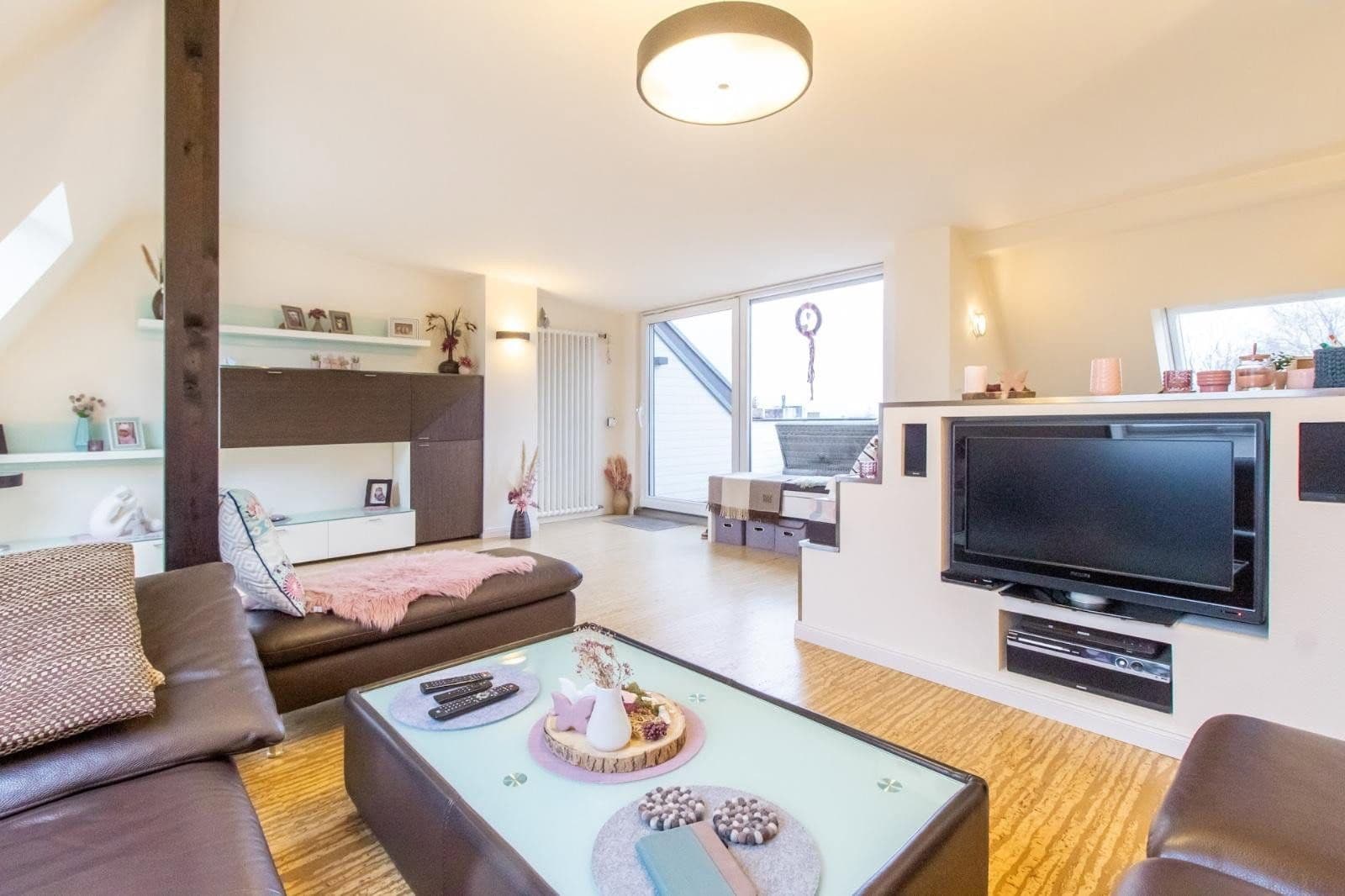 Pronájem bytu 5+1 150 m², Brunnenstr. 3, Hagen, Severní Porýní-Vestfálsko Pronájem bytu 5+1 150 m², Brunnenstr. 3, Hagen, Severní Porýní-Vestfálsko