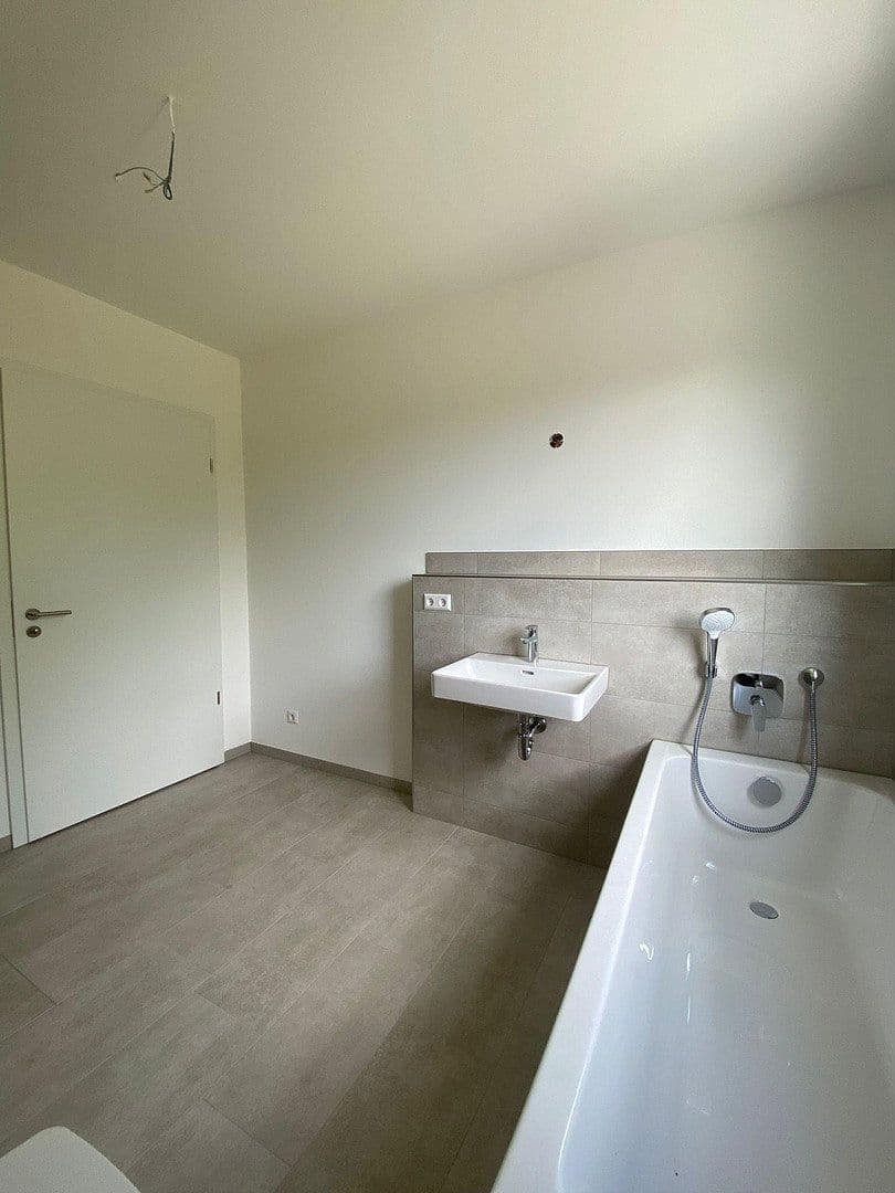 Prodej bytu 3+kk 120 m², Haiterbach, Bádensko-Württembersko Prodej bytu 3+kk 120 m², Haiterbach, Bádensko-Württembersko