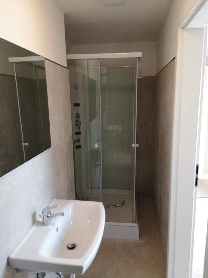 Pronájem bytu 5+1 125 m², Steinrader Damm 89, Lübeck, Šlesvicko-Holštýnsko Pronájem bytu 5+1 125 m², Steinrader Damm 89, Lübeck, Šlesvicko-Holštýnsko