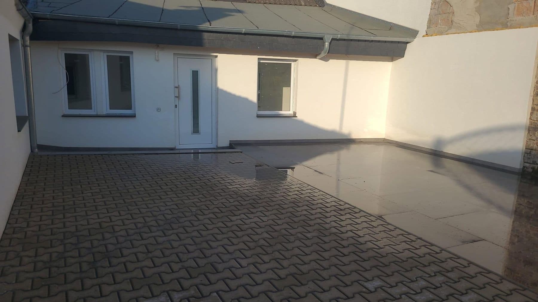 Prodej domu 137 m², pozemek 378 m², Kerpen, Severní Porýní-Vestfálsko Prodej domu 137 m², pozemek 378 m², Kerpen, Severní Porýní-Vestfálsko