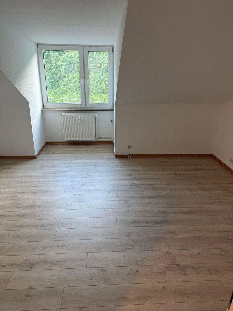 Pronájem bytu 3+1 70 m², Am Stadtgarten, Königswinter, Severní Porýní-Vestfálsko Pronájem bytu 3+1 70 m², Am Stadtgarten, Königswinter, Severní Porýní-Vestfálsko