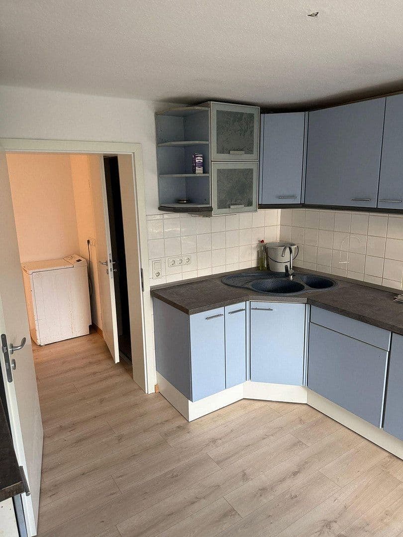 Pronájem bytu 3+1 70 m², Am Stadtgarten, Königswinter, Severní Porýní-Vestfálsko Pronájem bytu 3+1 70 m², Am Stadtgarten, Königswinter, Severní Porýní-Vestfálsko