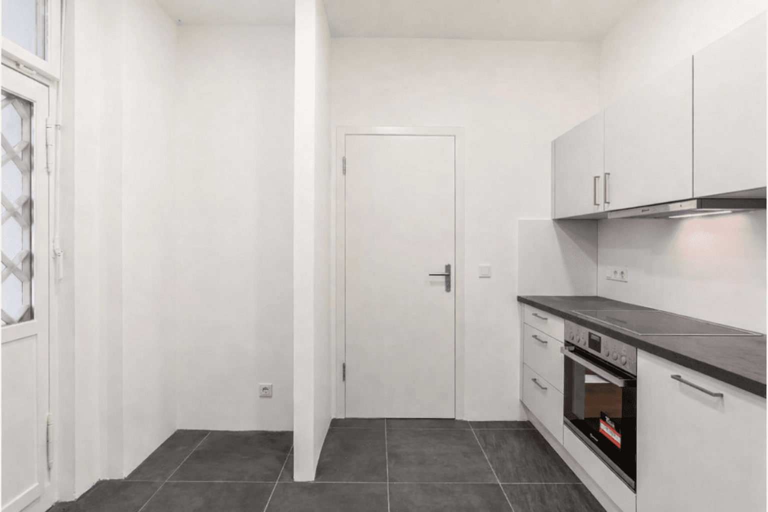 Pronájem kanceláře 200 m², Friedrichshain-Kreuzberg - Kreuzberg, Berlín Pronájem kanceláře 200 m², Friedrichshain-Kreuzberg - Kreuzberg, Berlín
