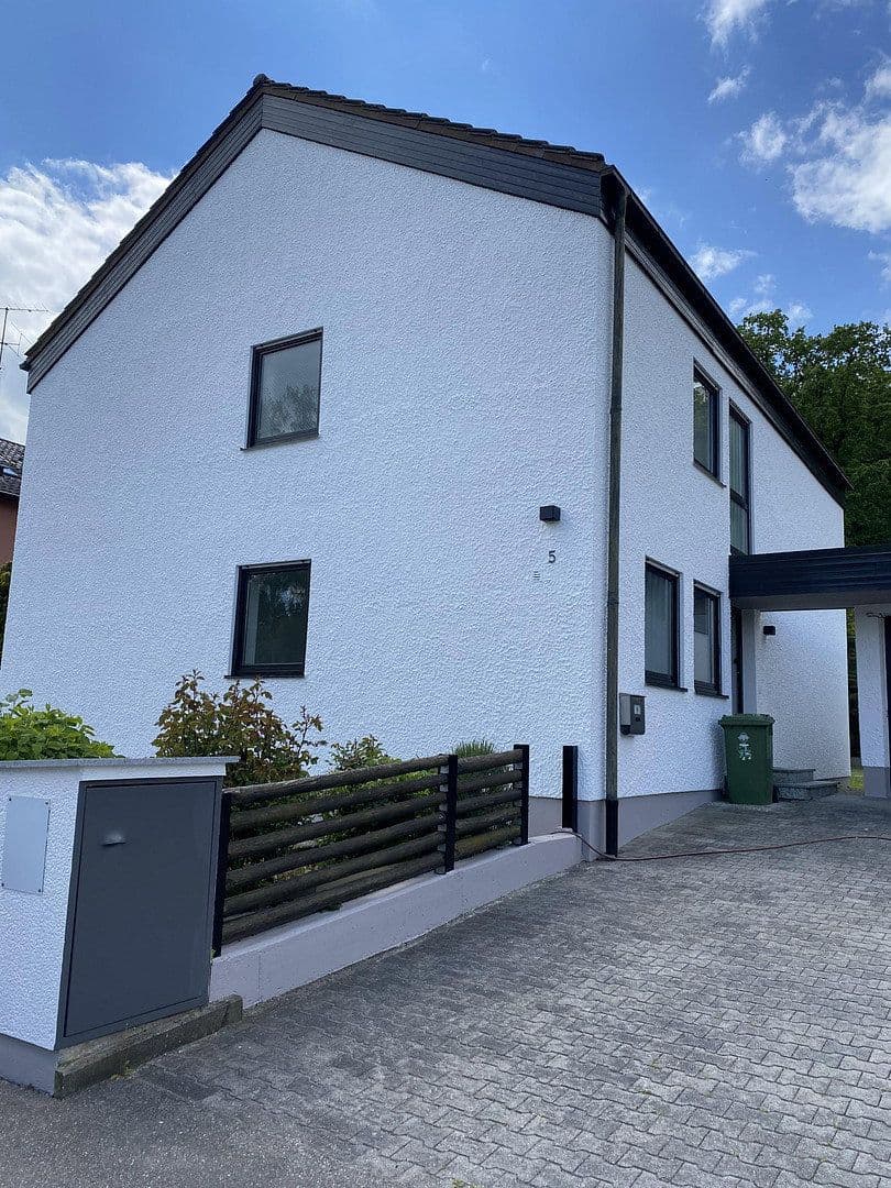 Pronájem domu 160 m², pozemek 766 m², Lappersdorf, Bavorsko Pronájem domu 160 m², pozemek 766 m², Lappersdorf, Bavorsko