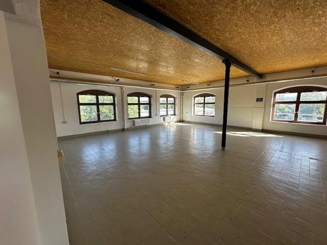 Pronájem kanceláře 515 m², Dresden, Sasko Pronájem kanceláře 515 m², Dresden, Sasko