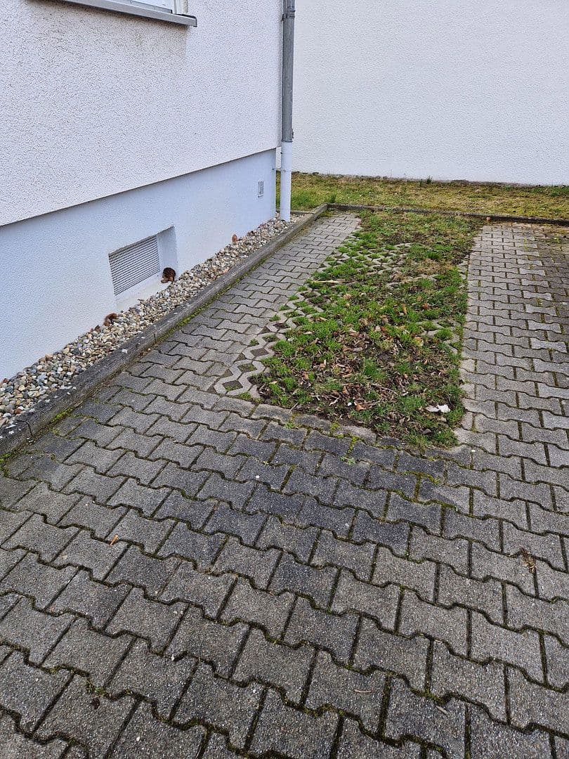 Pronájem bytu 1+1 34 m², Amselweg 11, Karlsruhe, Bádensko-Württembersko Pronájem bytu 1+1 34 m², Amselweg 11, Karlsruhe, Bádensko-Württembersko