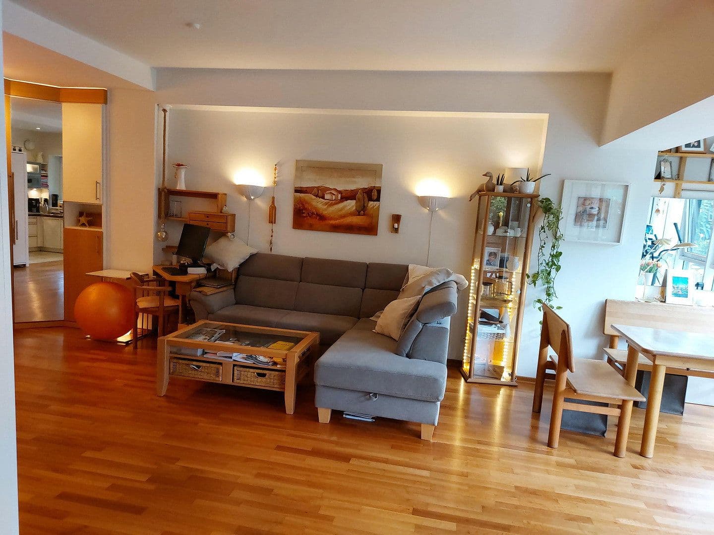 Pronájem bytu 2+1 76 m², Hamburg, Hamburg Pronájem bytu 2+1 76 m², Hamburg, Hamburg