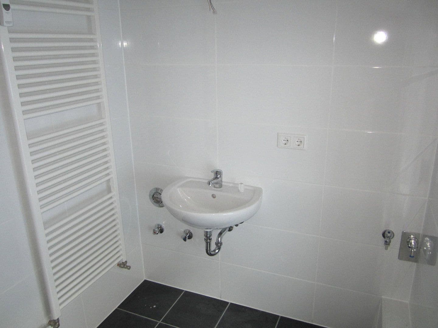 Pronájem bytu 2+1 58 m², Seestraße, Nové Střelice, Mecklenburg-Vorpommern Pronájem bytu 2+1 58 m², Seestraße, Nové Střelice, Mecklenburg-Vorpommern