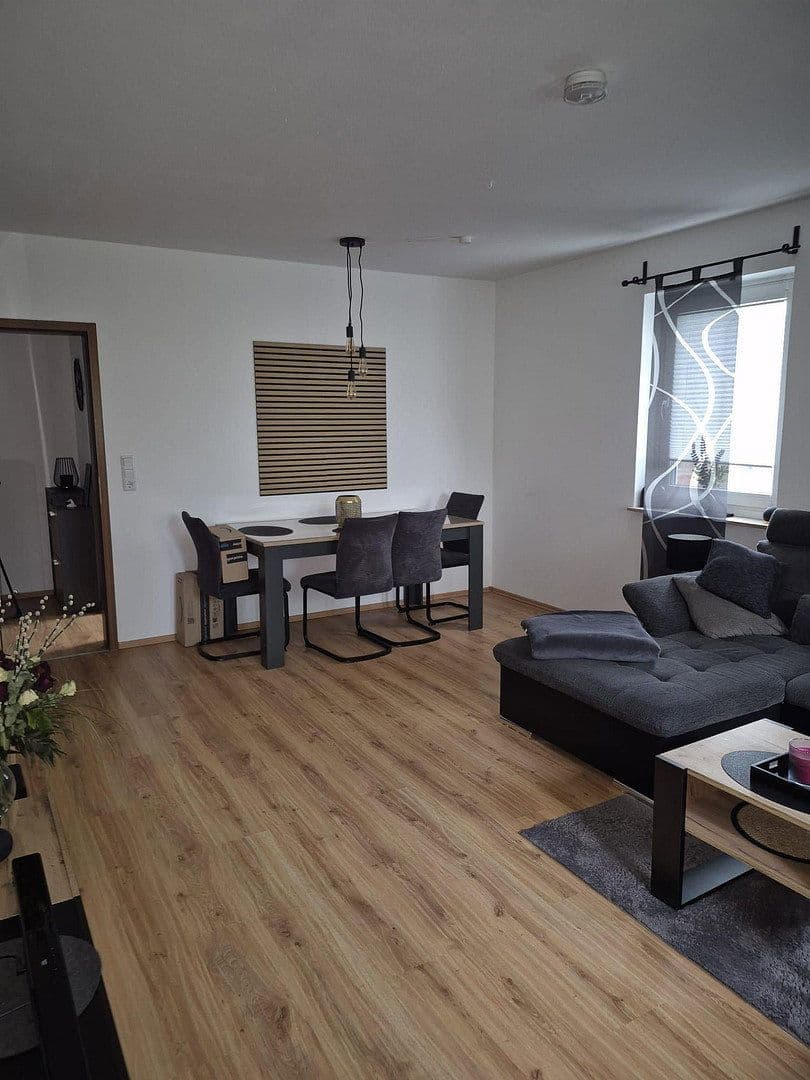 Pronájem bytu 3+1 76 m², Syke, Dolní Sasko Pronájem bytu 3+1 76 m², Syke, Dolní Sasko