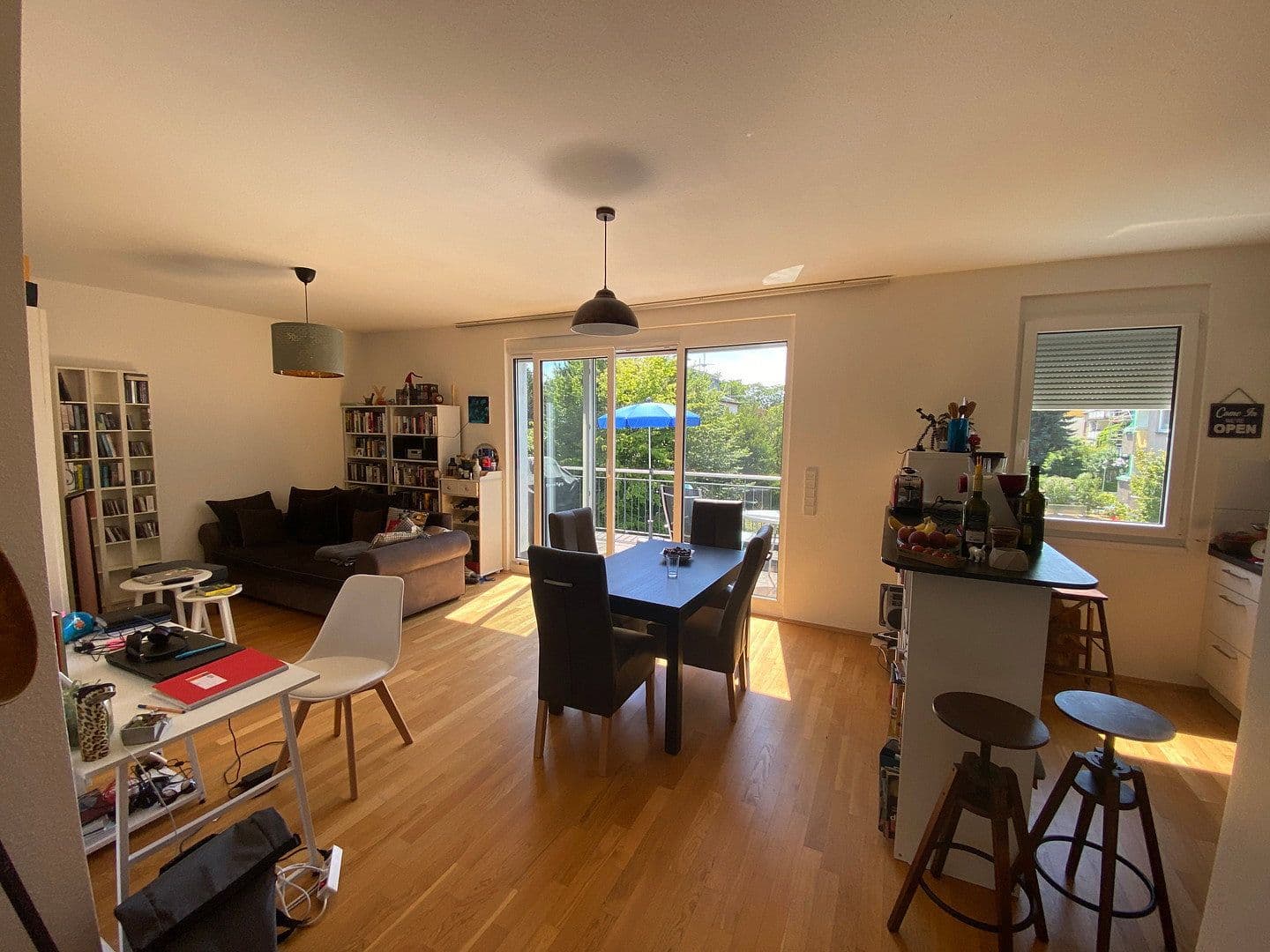 Pronájem bytu 3+1 90 m², Nusszeil 74, Frankfurt, Hessen Pronájem bytu 3+1 90 m², Nusszeil 74, Frankfurt, Hessen