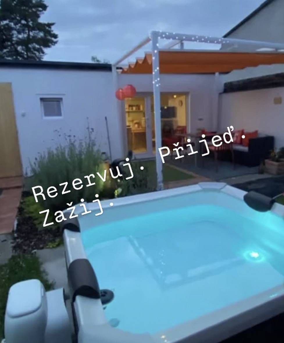 Pronájem chaty, chalupy, Neratovice, Středočeský kraj Pronájem chaty, chalupy, Neratovice, Středočeský kraj