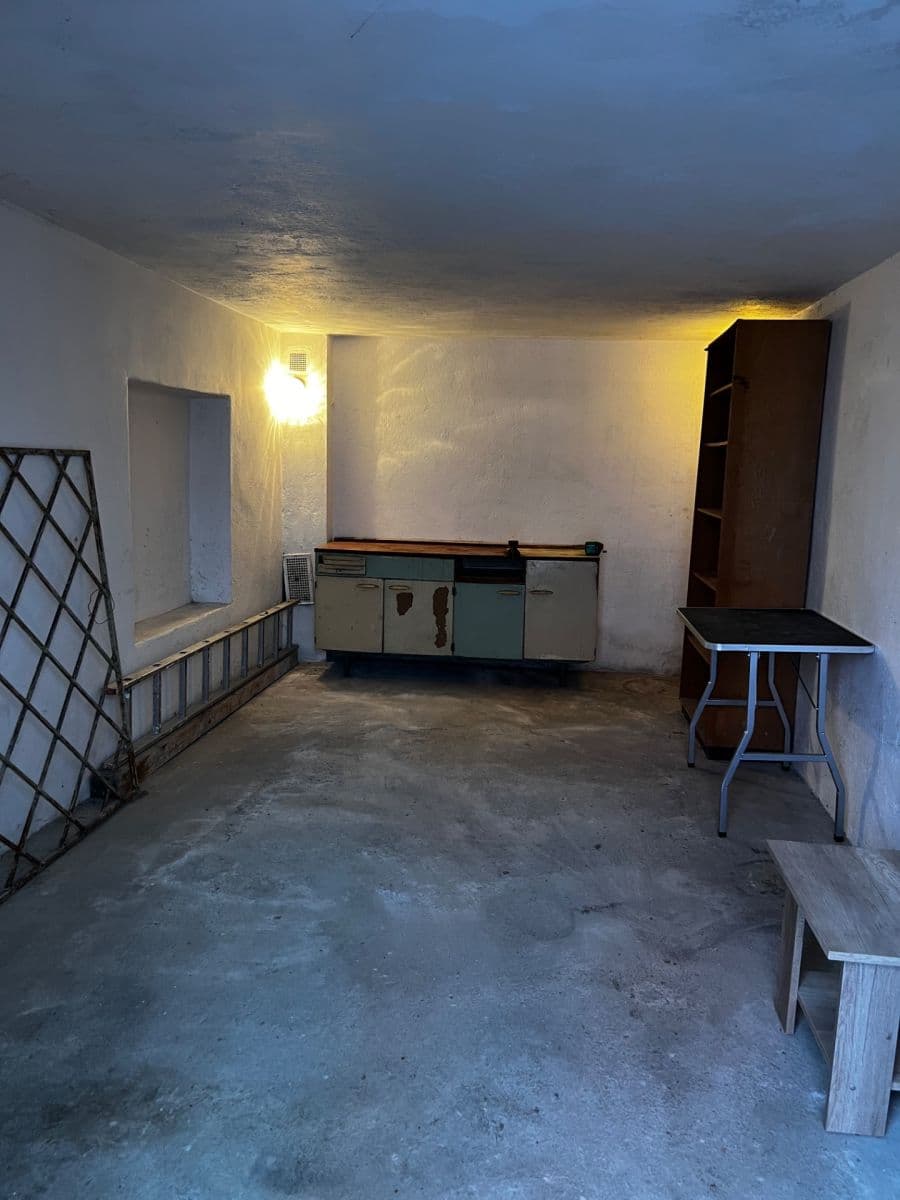 Pronájem garáže 16 m², Dvorecká, Praha, Praha Pronájem garáže 16 m², Dvorecká, Praha, Praha