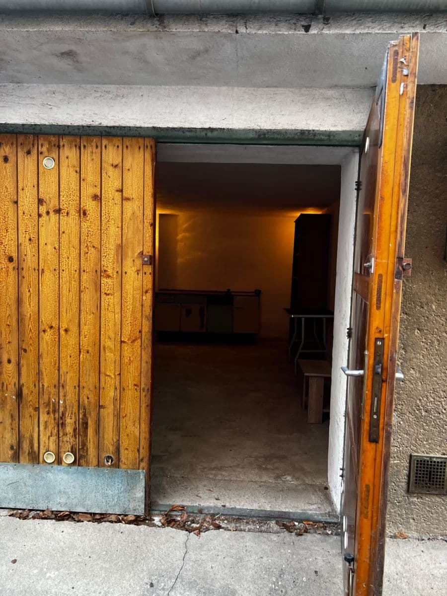 Pronájem garáže 16 m², Dvorecká, Praha, Praha Pronájem garáže 16 m², Dvorecká, Praha, Praha