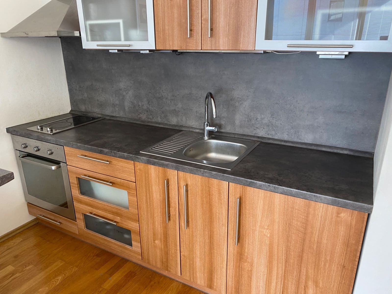 Prodej bytu 1+kk 38 m², Drahobejlova, Praha, Praha Prodej bytu 1+kk 38 m², Drahobejlova, Praha, Praha