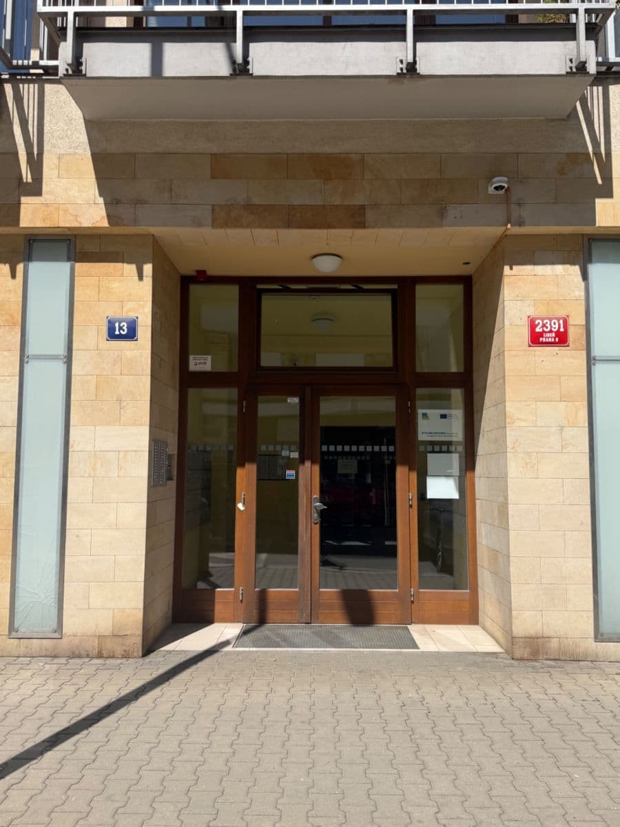 Prodej bytu 1+kk 38 m², Drahobejlova, Praha, Praha Prodej bytu 1+kk 38 m², Drahobejlova, Praha, Praha