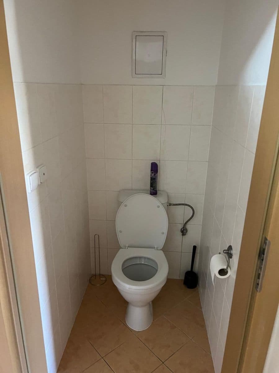 Pronájem bytu 1+kk 45 m², Zrzavého, Praha, Praha Pronájem bytu 1+kk 45 m², Zrzavého, Praha, Praha