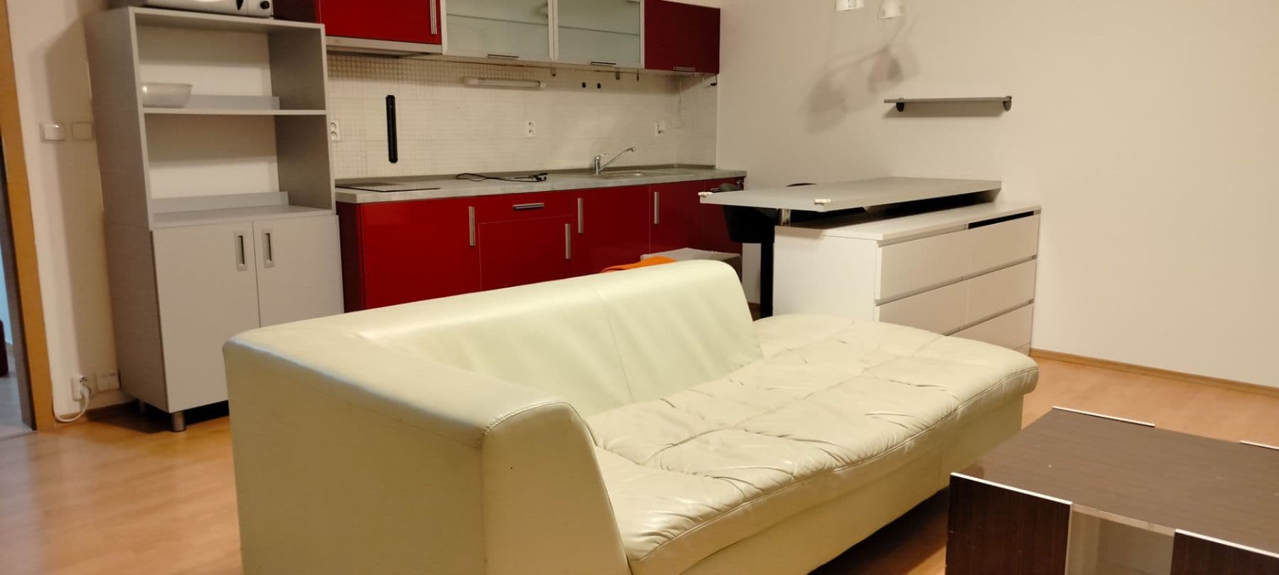 Pronájem bytu 1+kk 45 m², Zrzavého, Praha, Praha Pronájem bytu 1+kk 45 m², Zrzavého, Praha, Praha