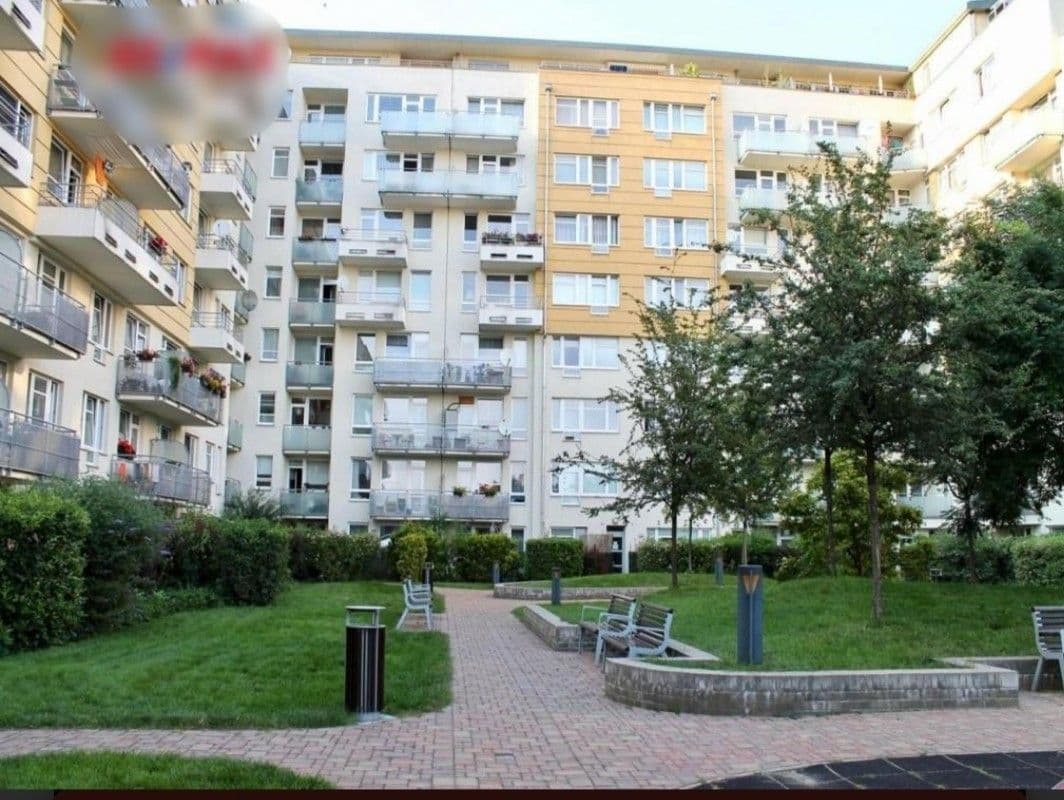Pronájem bytu 1+kk 45 m², Zrzavého, Praha, Praha Pronájem bytu 1+kk 45 m², Zrzavého, Praha, Praha