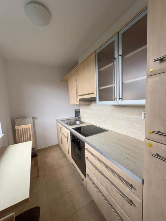 Pronájem bytu 1+kk 37 m², K Lučinám, Praha, Praha Pronájem bytu 1+kk 37 m², K Lučinám, Praha, Praha