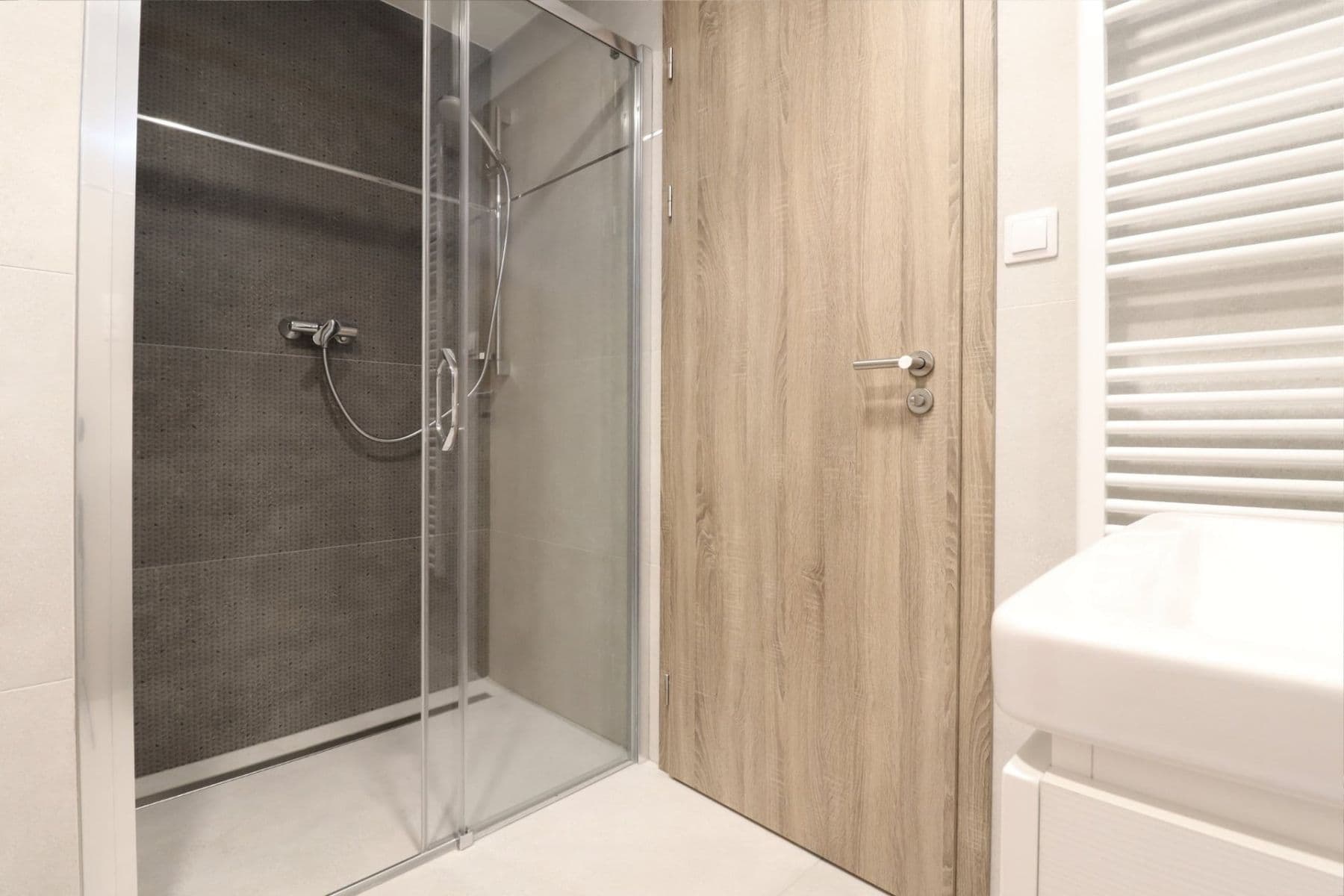 Pronájem bytu 1+kk 42 m², Poděbradská, Praha, Praha Pronájem bytu 1+kk 42 m², Poděbradská, Praha, Praha