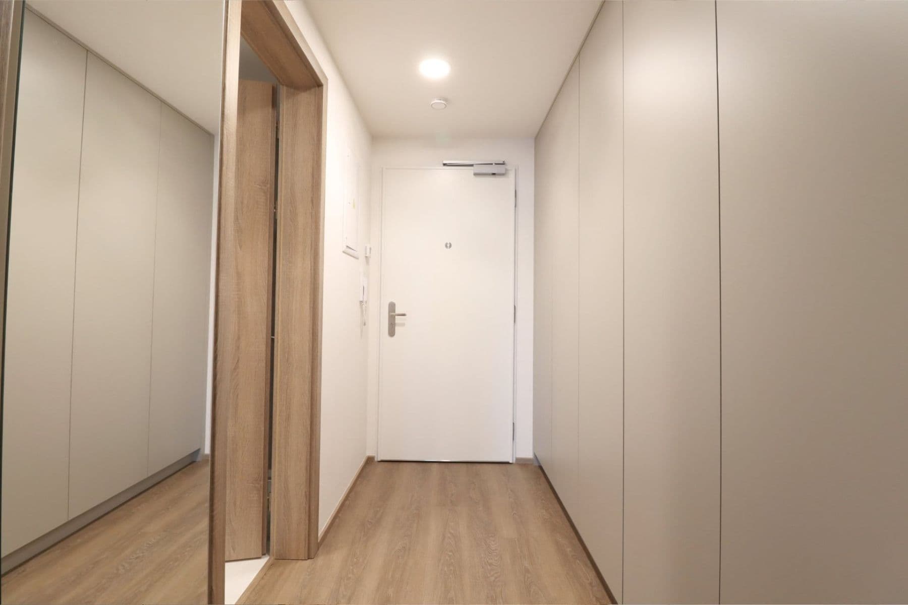 Pronájem bytu 1+kk 42 m², Poděbradská, Praha, Praha Pronájem bytu 1+kk 42 m², Poděbradská, Praha, Praha