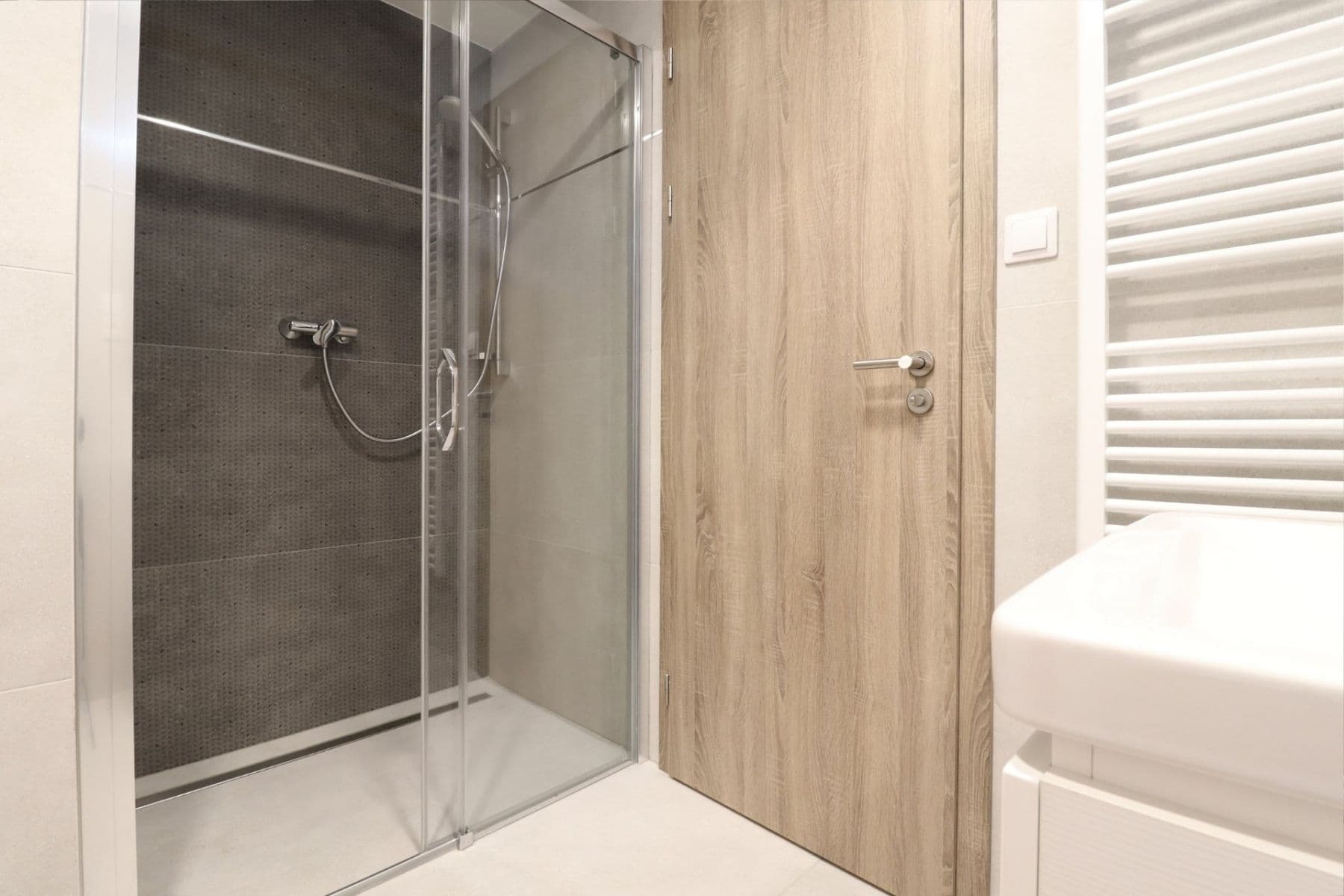 Pronájem bytu 1+kk 42 m², Poděbradská, Praha, Praha Pronájem bytu 1+kk 42 m², Poděbradská, Praha, Praha