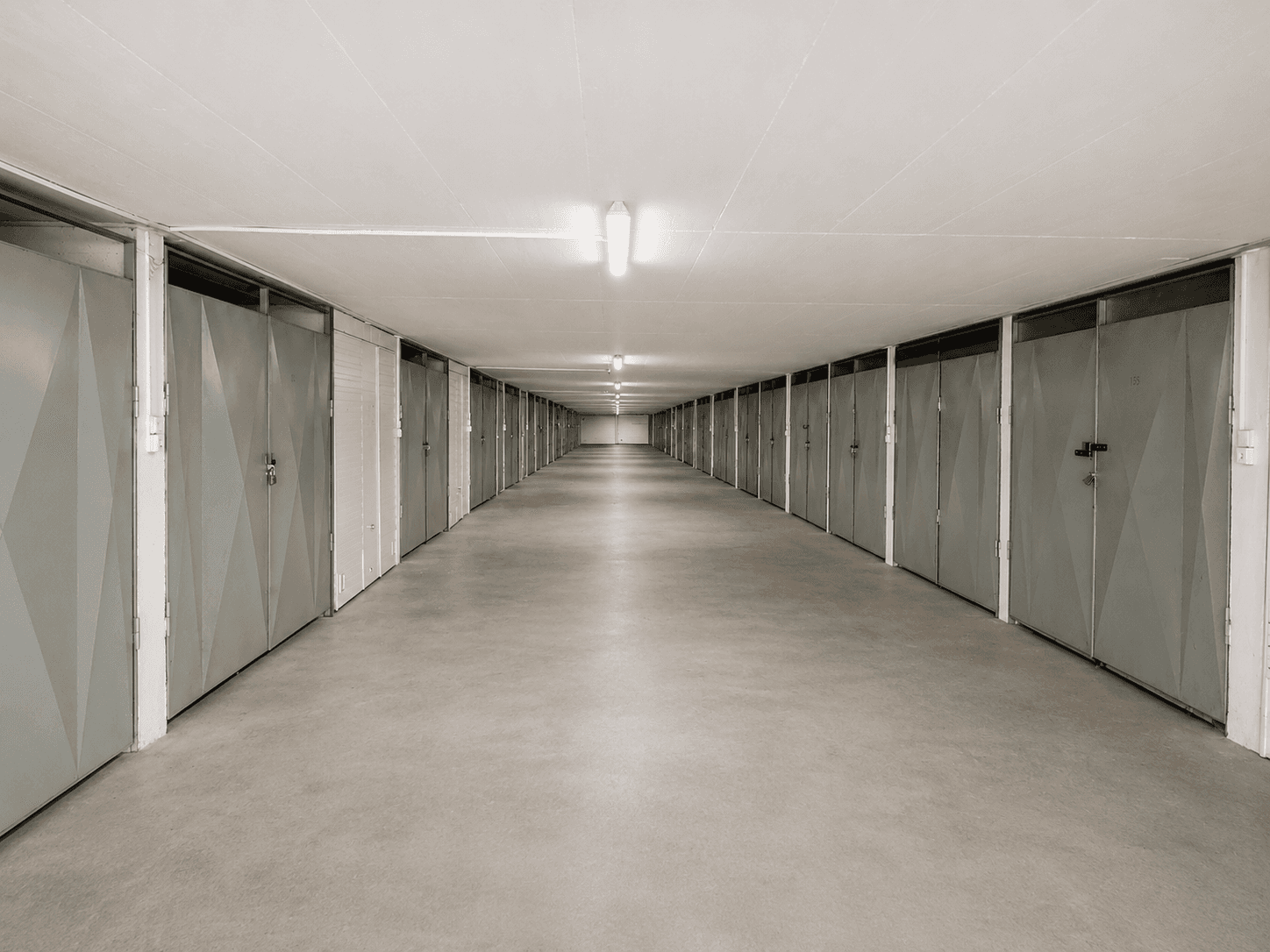 Pronájem garáže 20 m², Famfulíkova, Praha, Praha Pronájem garáže 20 m², Famfulíkova, Praha, Praha