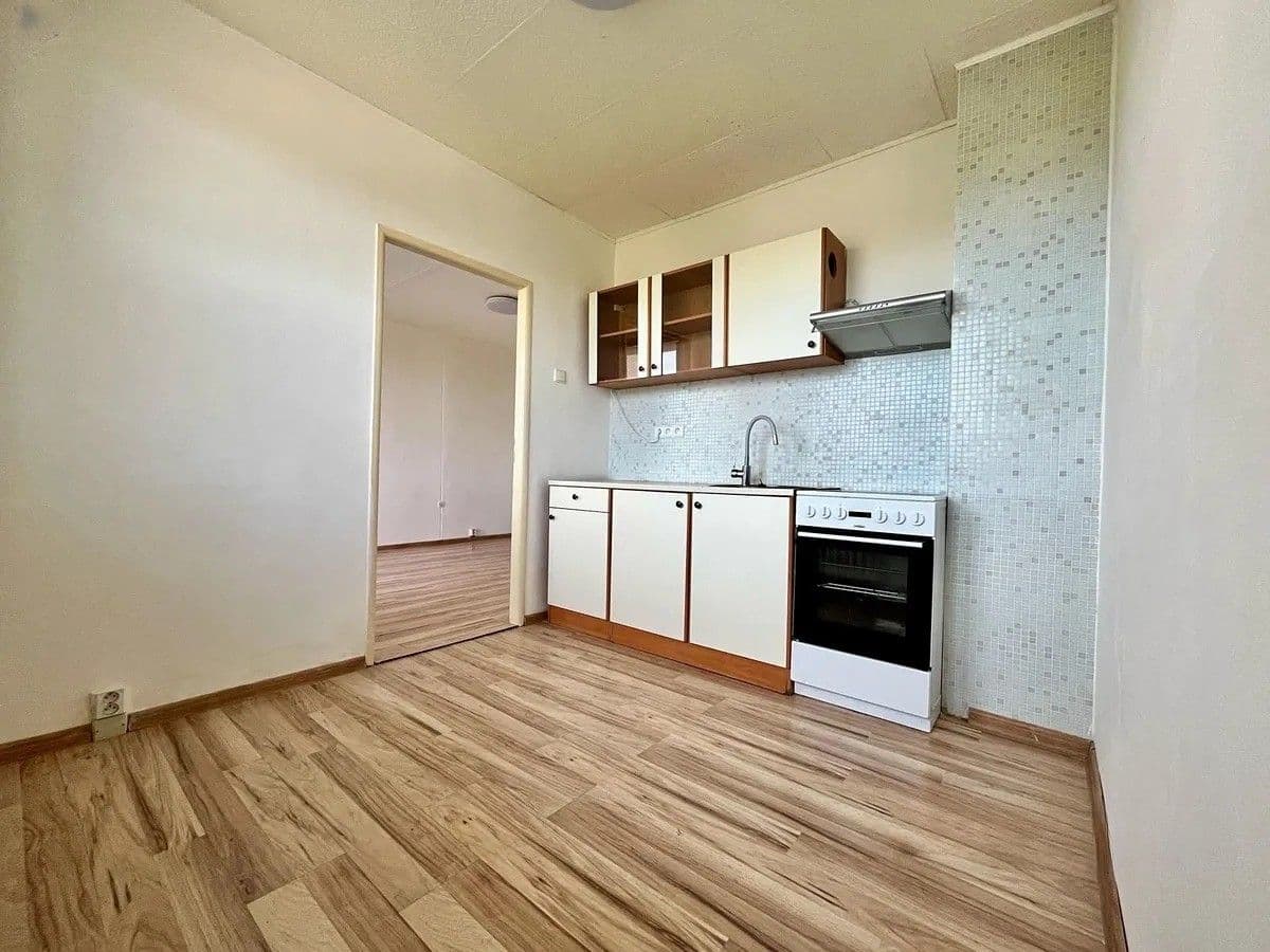 Prodej bytu 1+1 34 m², Bezejmenná, Bílina, Ústecký kraj Prodej bytu 1+1 34 m², Bezejmenná, Bílina, Ústecký kraj