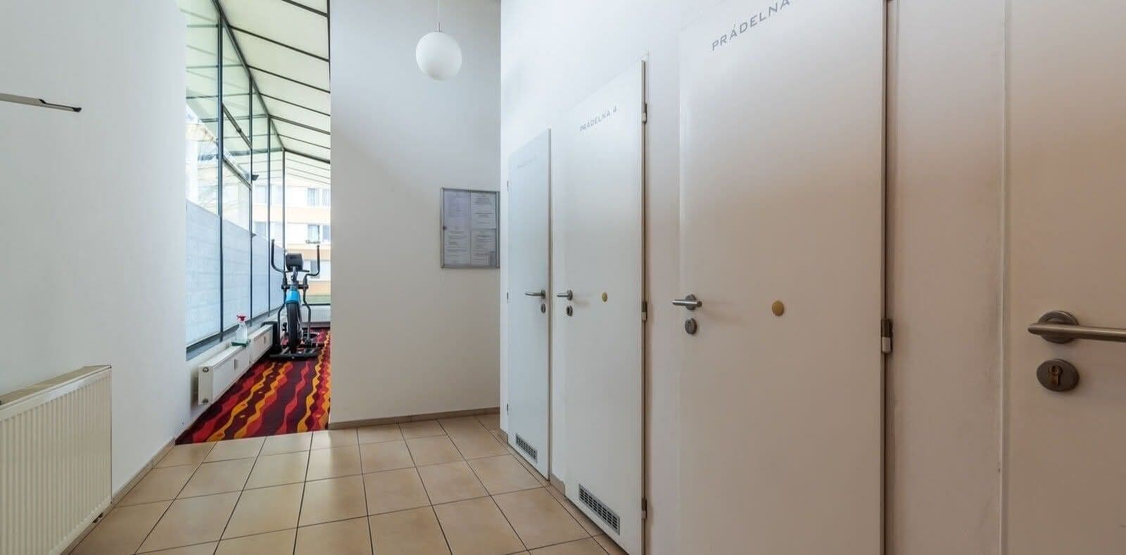 Pronájem bytu 1+kk 36 m², Molákova, Praha, Praha Pronájem bytu 1+kk 36 m², Molákova, Praha, Praha
