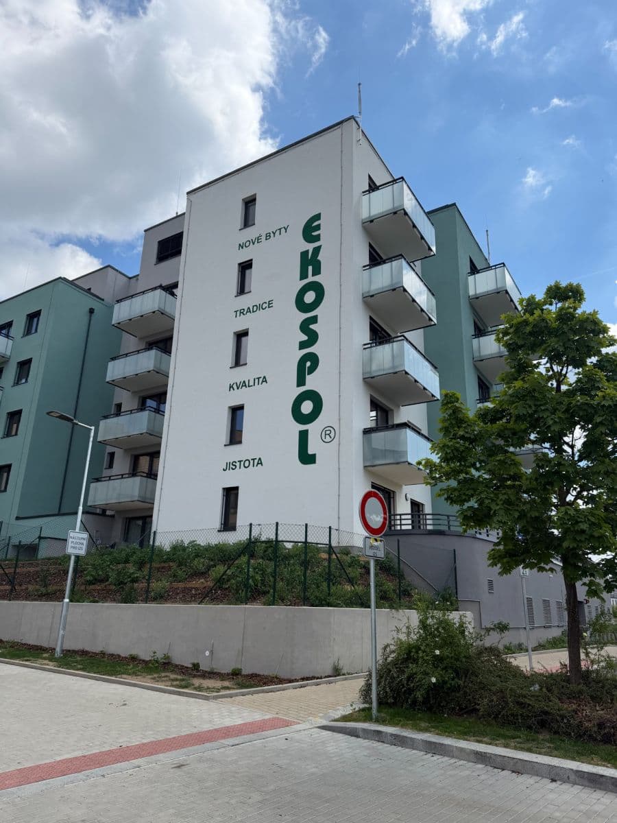 Pronájem bytu 2+kk 48 m², Strančická, Praha, Praha Pronájem bytu 2+kk 48 m², Strančická, Praha, Praha